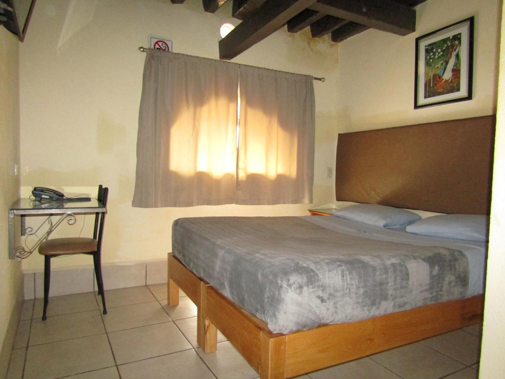Hotel 1973 San Luis Potosí Zewnętrze zdjęcie