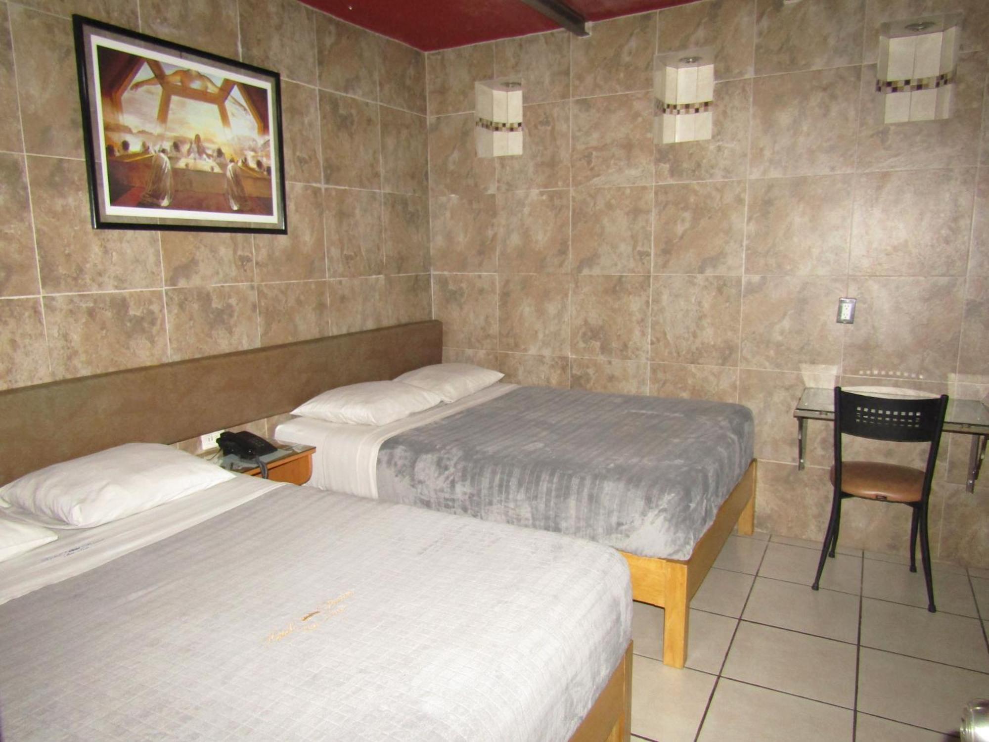 Hotel 1973 San Luis Potosí Zewnętrze zdjęcie